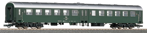 Passenger car with Middle Doors 2nd class<br /><a href='images/pictures/Roco/45527.jpg' target='_blank'>Full size image</a>